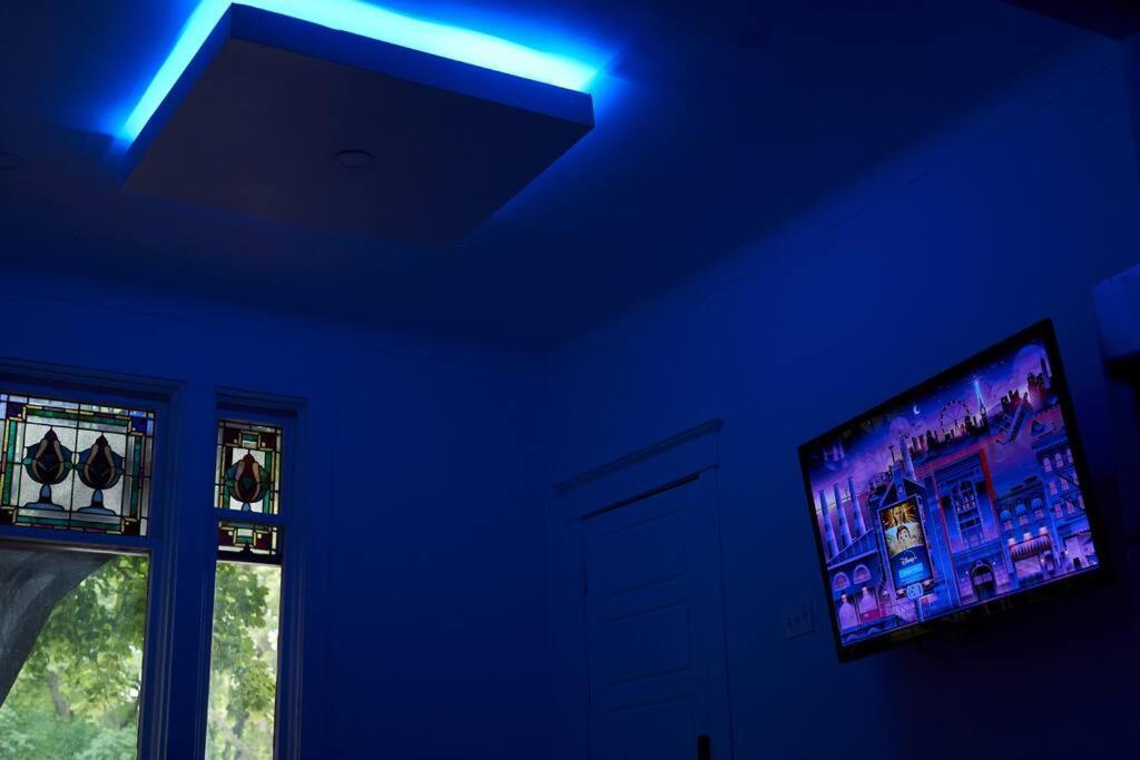 Blue Lounge ☆ Lafontaine Park ☆ Tv Cable Apartment Montreal Exterior photo